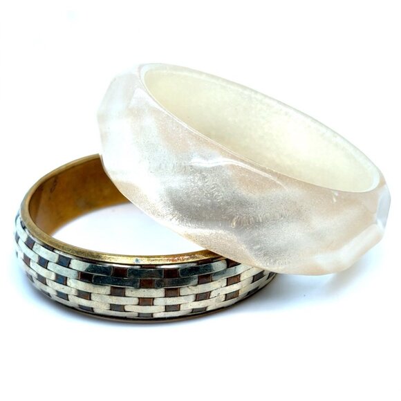 2 Fashion Bangles - Picture 1 of 6